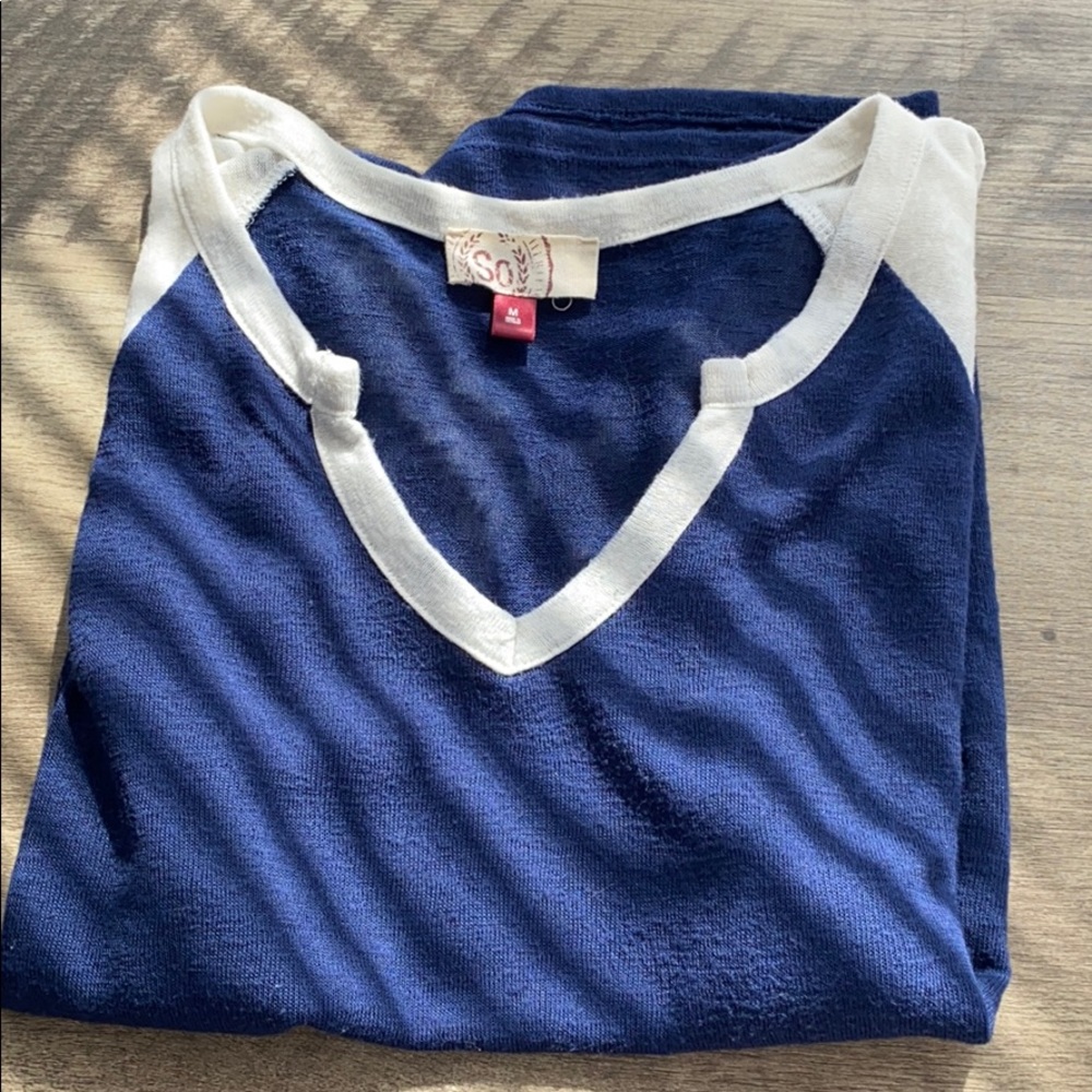 short sleeve shirt